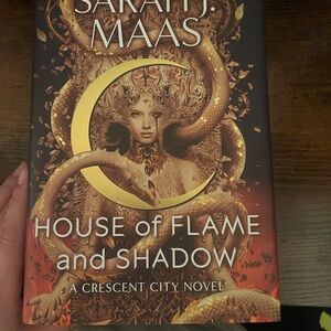 House of Flame and Shadow by Sarah J. Maas